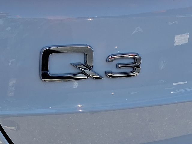 Thumbnail: 2025 Audi Q3 - 9
