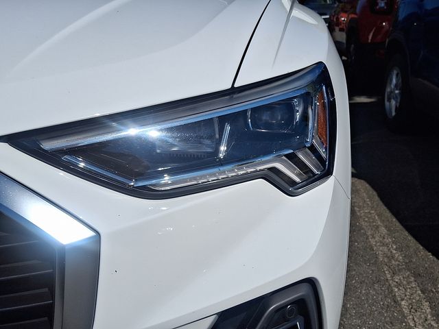 Thumbnail: 2025 Audi Q3 - 8