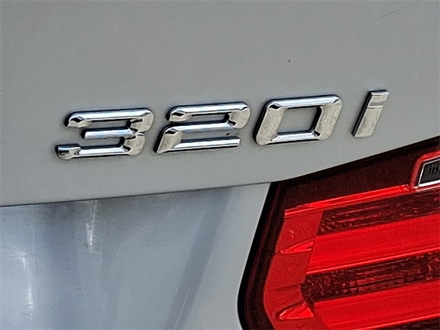 Thumbnail: 2014 BMW 3 Series - 32