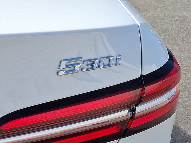 Thumbnail: 2026 BMW 5 Series - 34