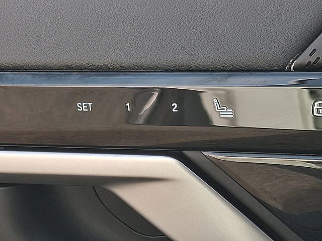 Thumbnail: 2026 BMW 5 Series - 31