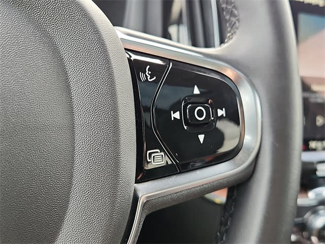 Thumbnail: 2024 Volvo XC60 - 24