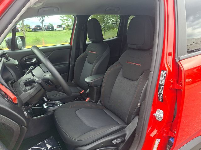 Thumbnail: 2023 Jeep Renegade - 10