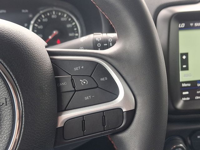 Thumbnail: 2023 Jeep Renegade - 26