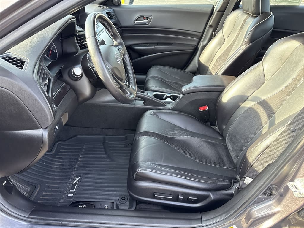 Thumbnail: 2021 Acura ILX - 11