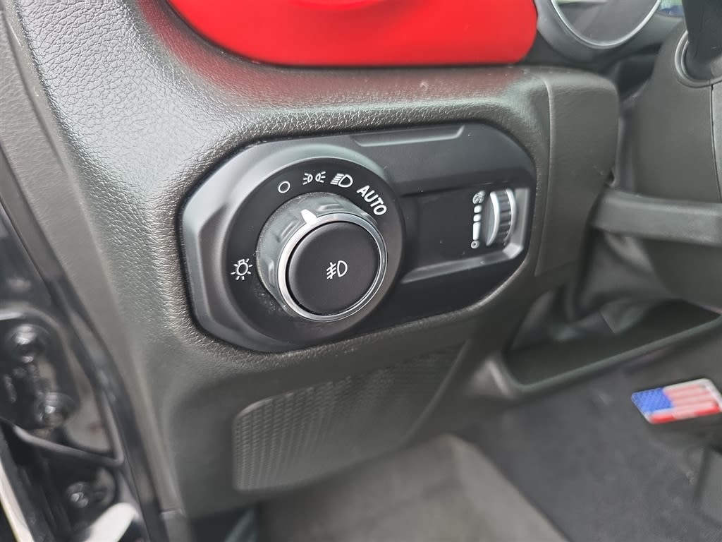 Thumbnail: 2023 Jeep Wrangler - 21