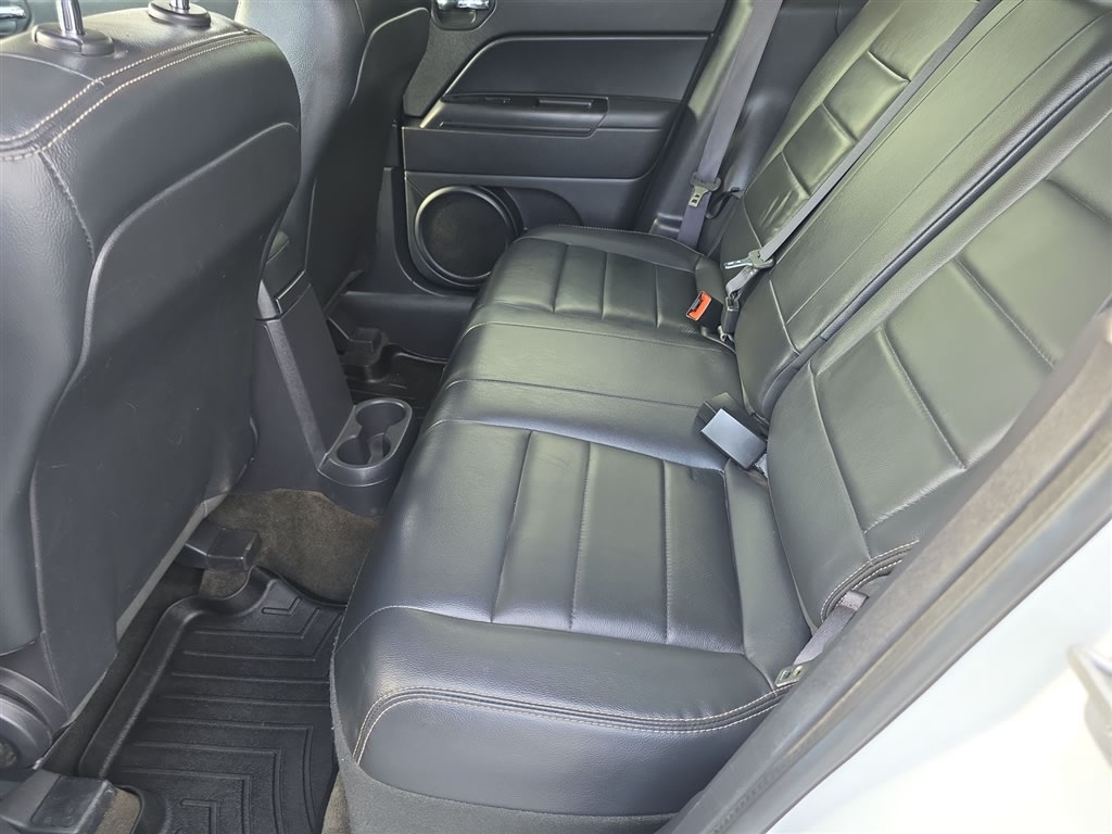 Thumbnail: 2016 Jeep Patriot - 22
