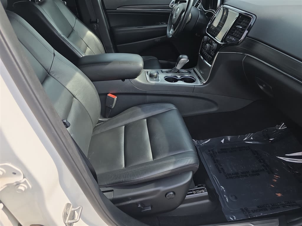 Thumbnail: 2020 Jeep Grand Cherokee - 9