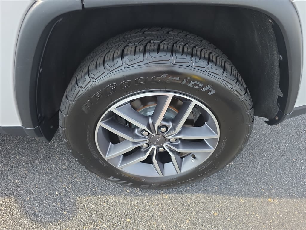 Thumbnail: 2020 Jeep Grand Cherokee - 7