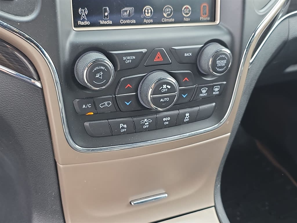 Thumbnail: 2015 Jeep Grand Cherokee - 26