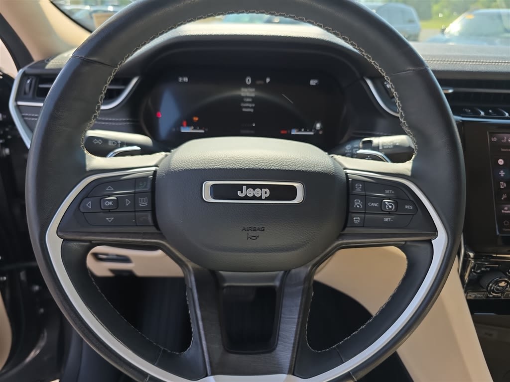Thumbnail: 2022 Jeep Grand Cherokee L - 9