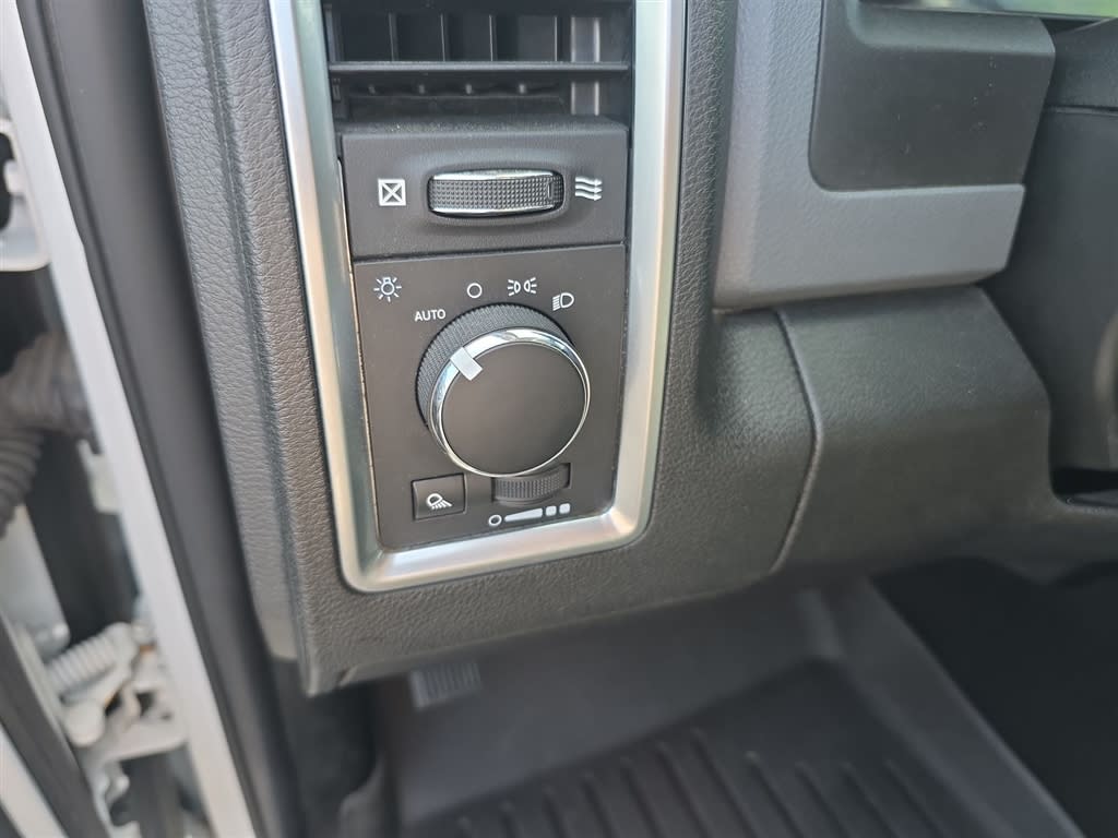 Thumbnail: 2020 RAM 1500 - 20