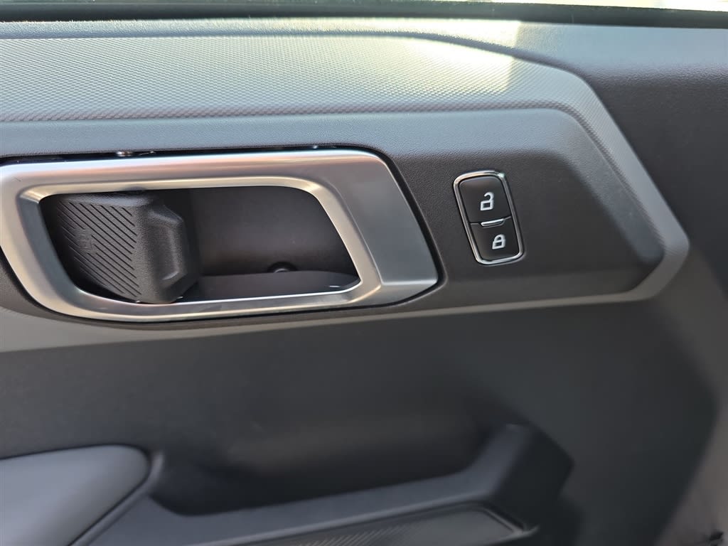 Thumbnail: 2023 Ford Bronco - 24