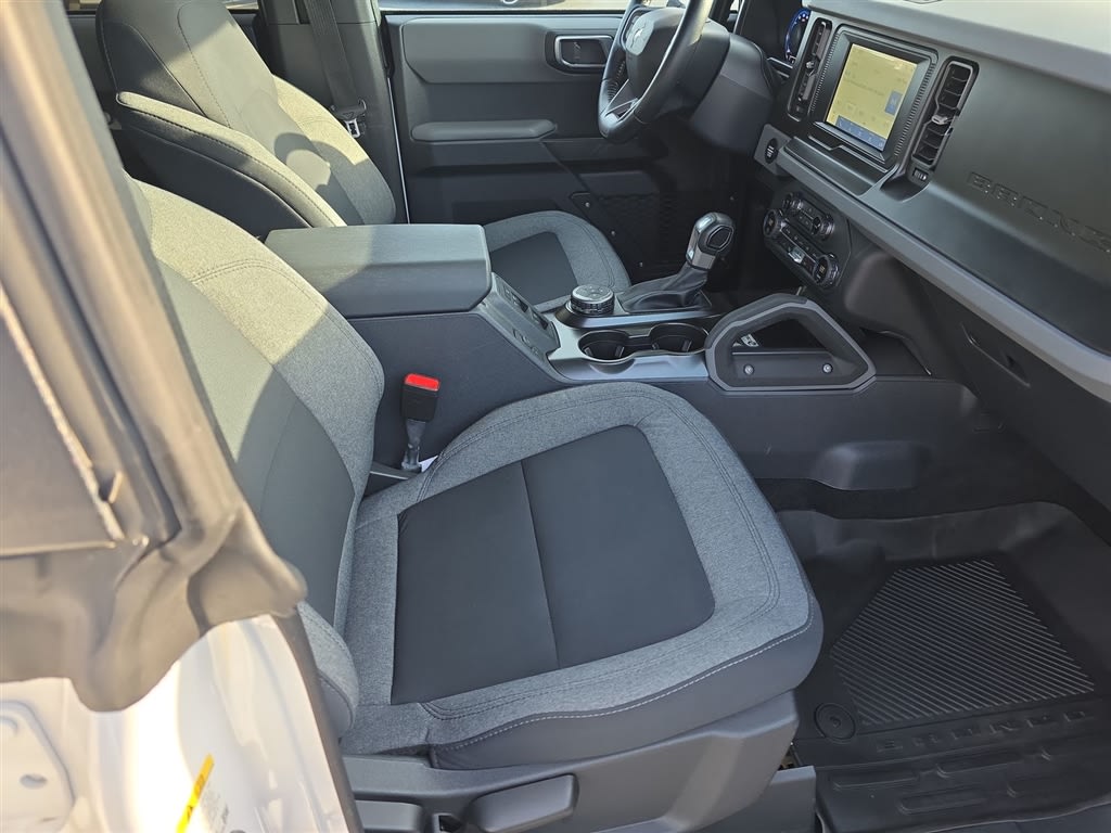 Thumbnail: 2023 Ford Bronco - 10