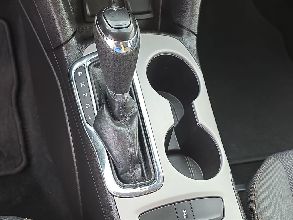 Thumbnail: 2017 Chevrolet Cruze - 14