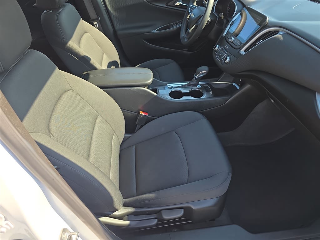 Thumbnail: 2024 Chevrolet Malibu - 10