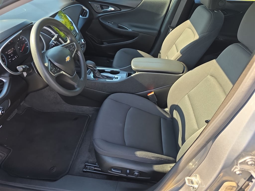 Thumbnail: 2024 Chevrolet Malibu - 11