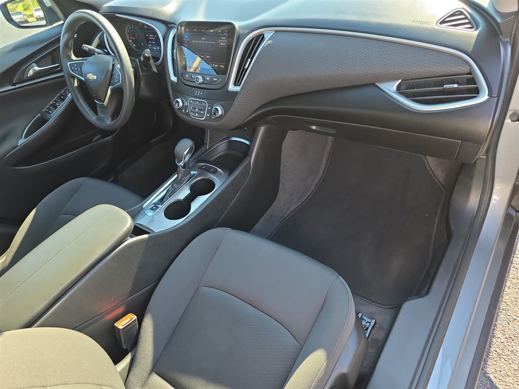 Thumbnail: 2024 Chevrolet Malibu - 2