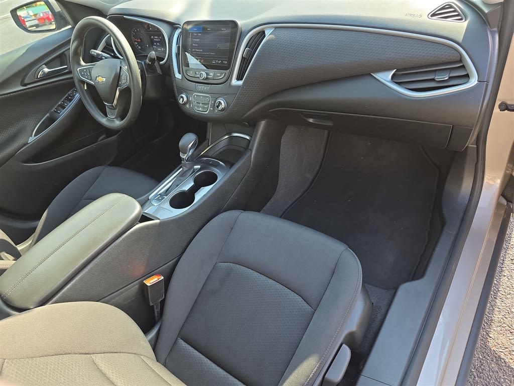 Thumbnail: 2023 Chevrolet Malibu - 13