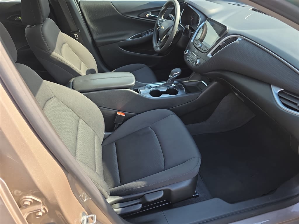 Thumbnail: 2023 Chevrolet Malibu - 46