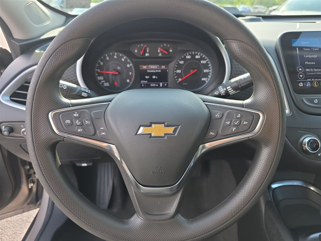 Thumbnail: 2023 Chevrolet Malibu - 9