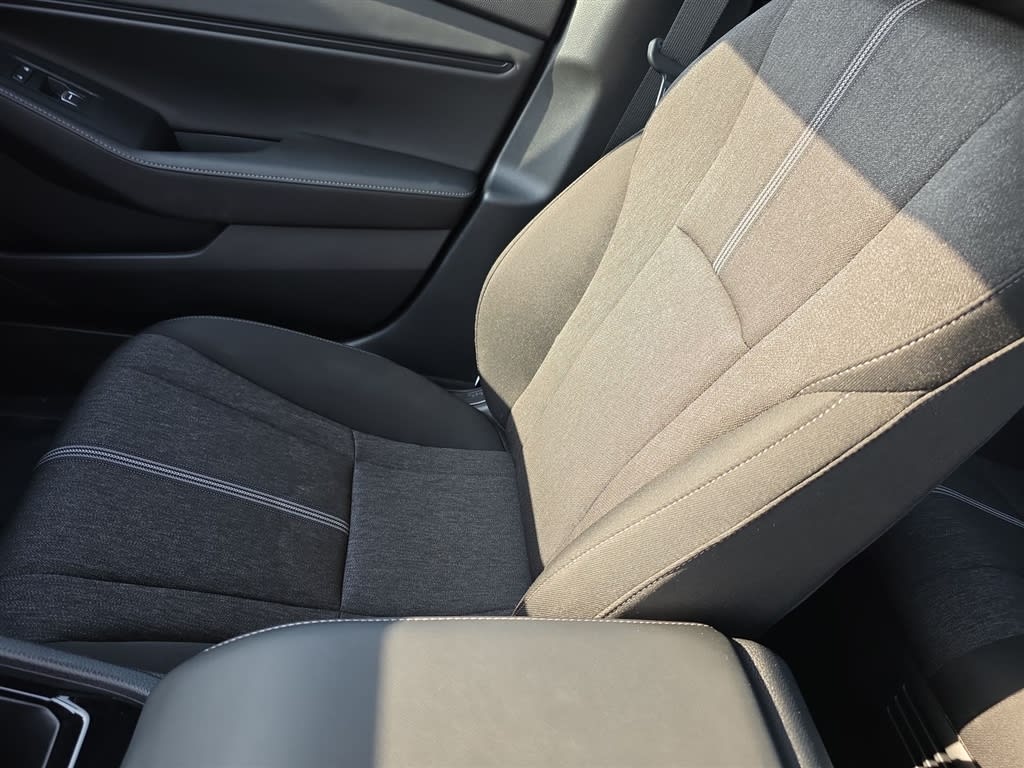 Thumbnail: 2023 Honda Accord - 28