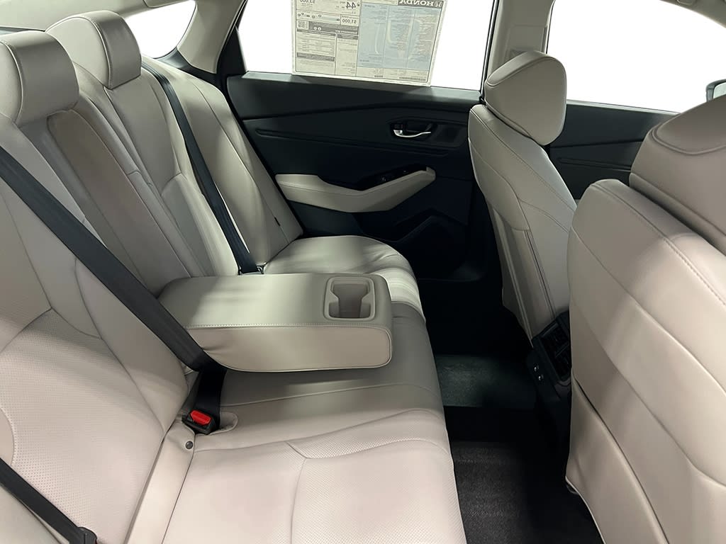 Thumbnail: 2025 Honda Accord - 32