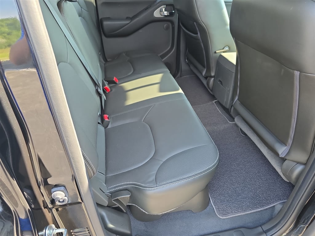 Thumbnail: 2020 Nissan Frontier - 19