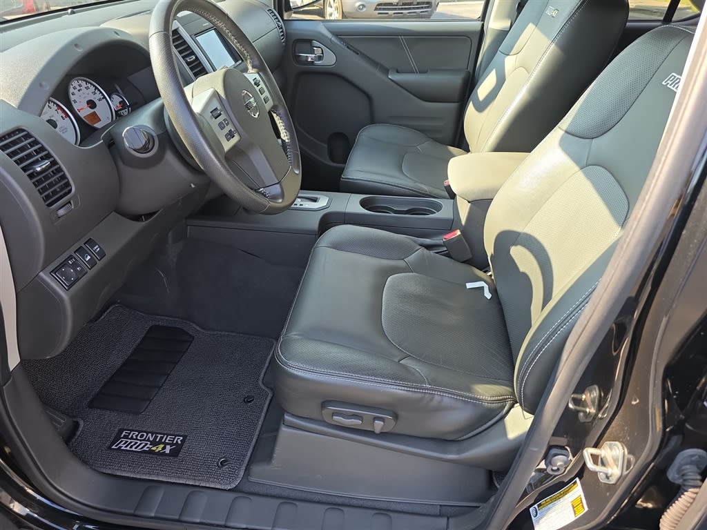 Thumbnail: 2020 Nissan Frontier - 21