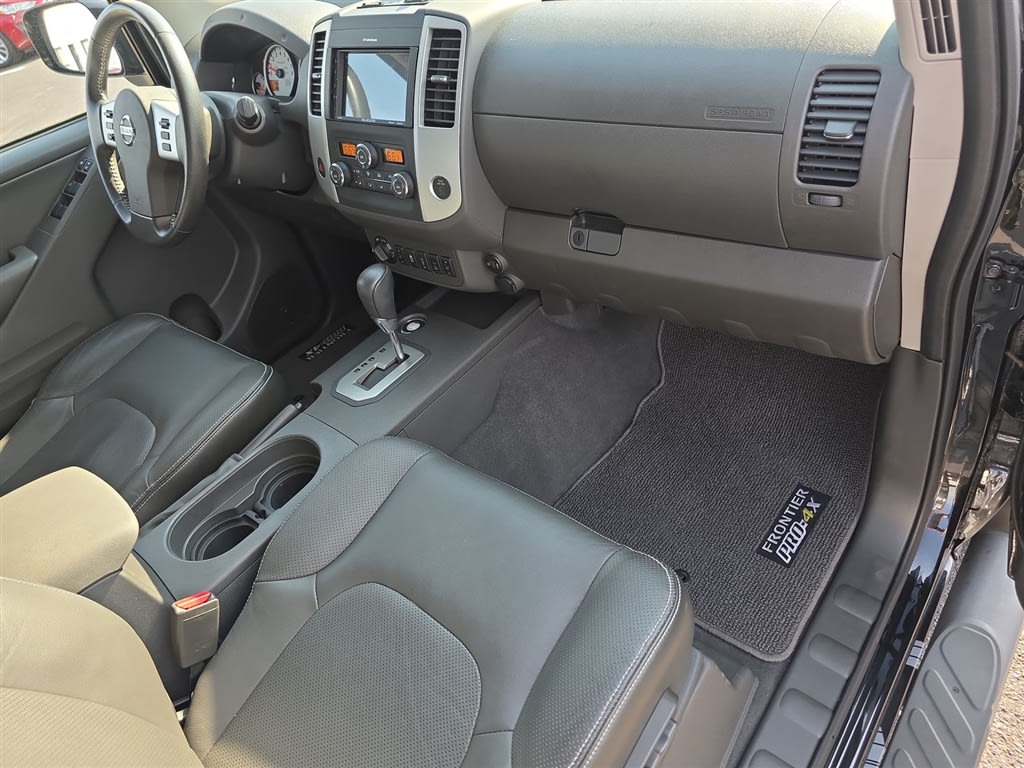Thumbnail: 2020 Nissan Frontier - 10