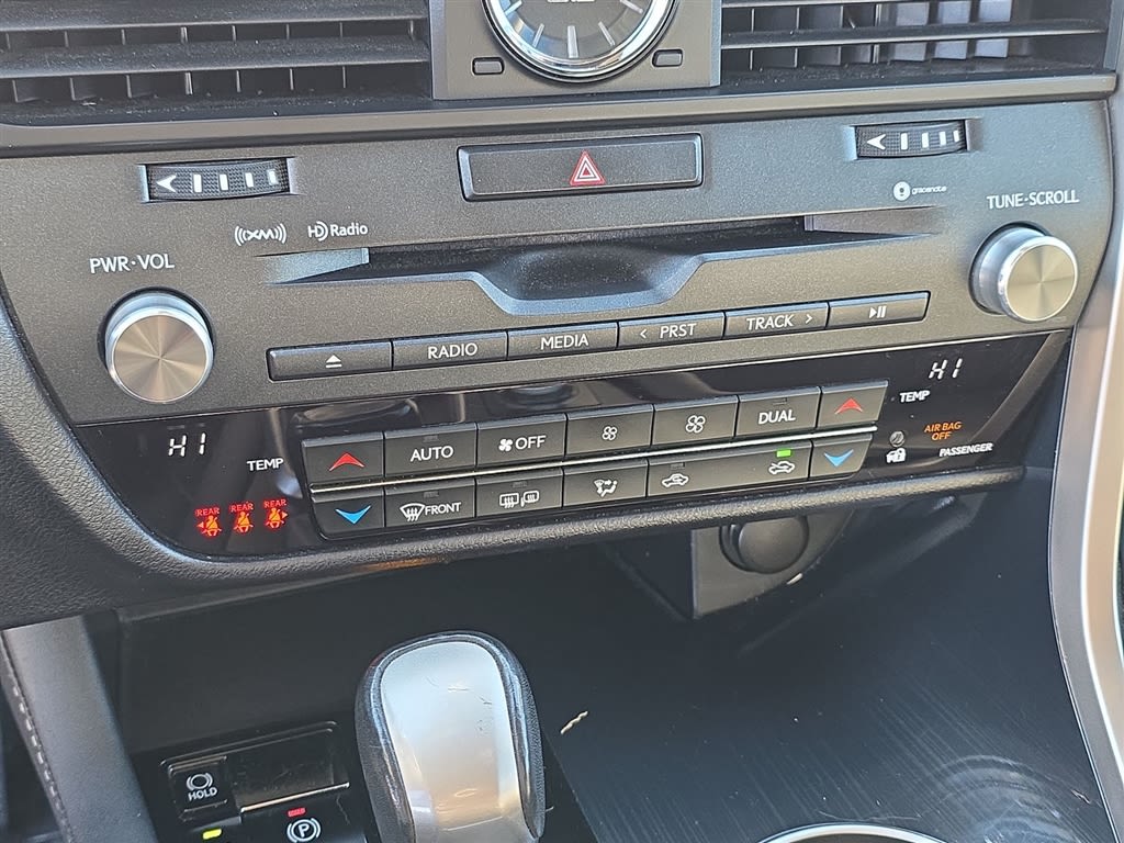 Thumbnail: 2019 Lexus RX - 26