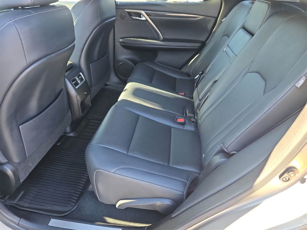 Thumbnail: 2019 Lexus RX - 23