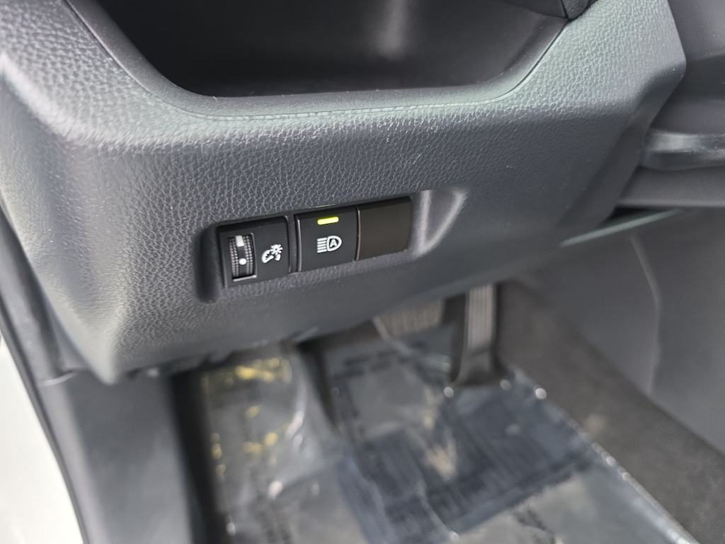 Thumbnail: 2024 Toyota RAV4 - 20