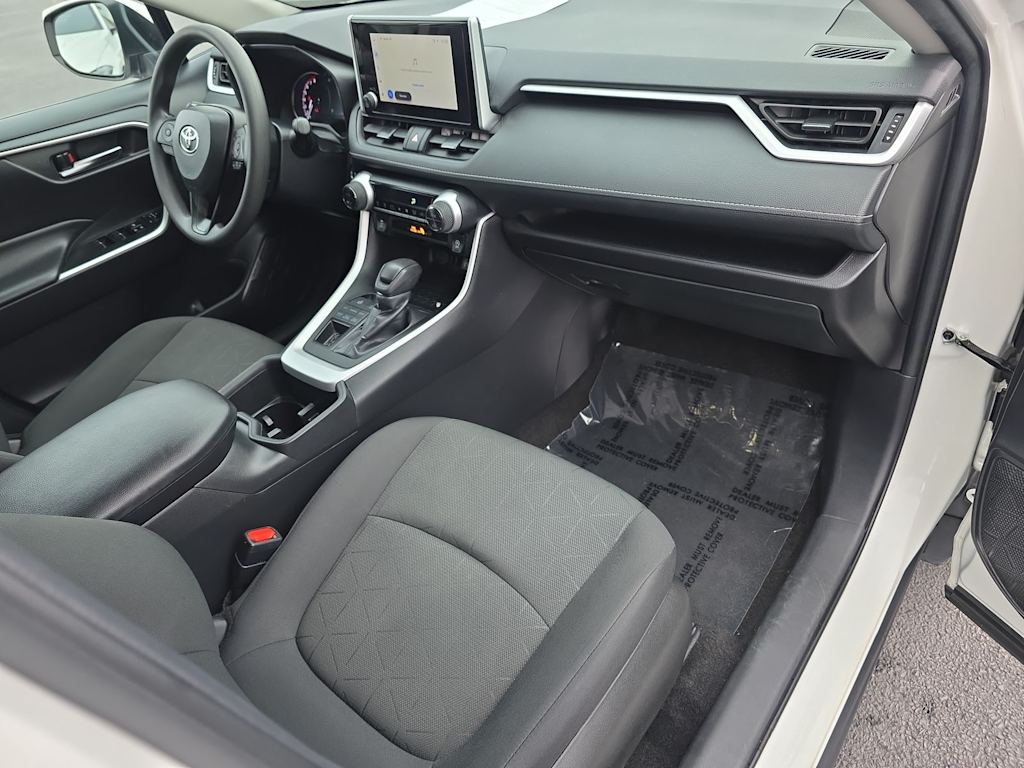 Thumbnail: 2024 Toyota RAV4 - 9