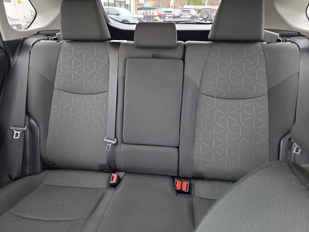 Thumbnail: 2024 Toyota RAV4 - 21