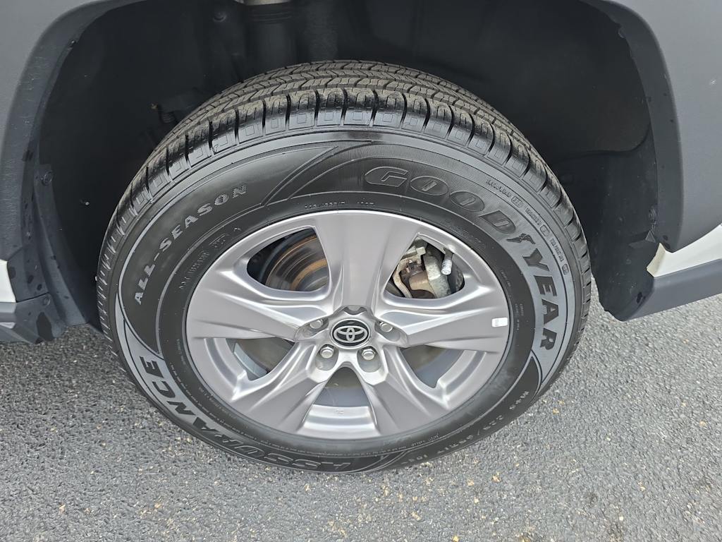 Thumbnail: 2024 Toyota RAV4 - 7