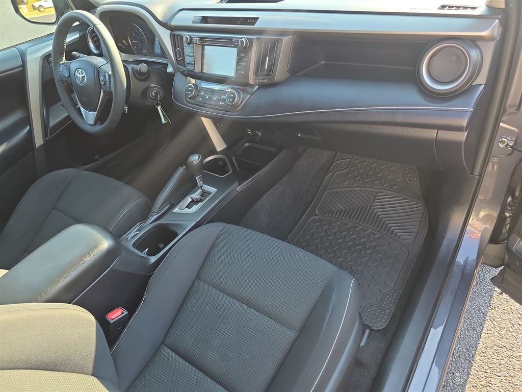 Thumbnail: 2018 Toyota RAV4 - 2
