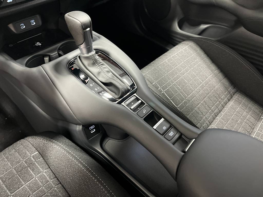 Thumbnail: 2027 Honda HR-V - 15