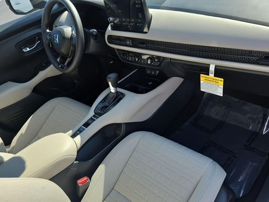 Thumbnail: 2027 Honda HR-V - 2