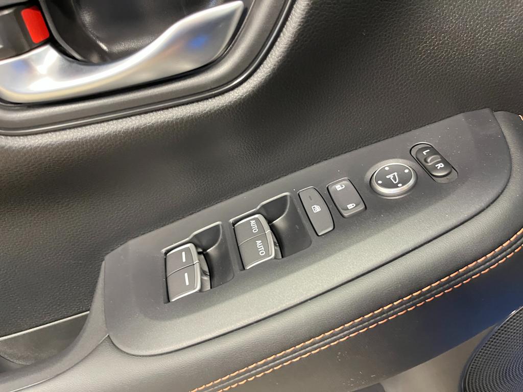 Thumbnail: 2026 Honda HR-V - 21