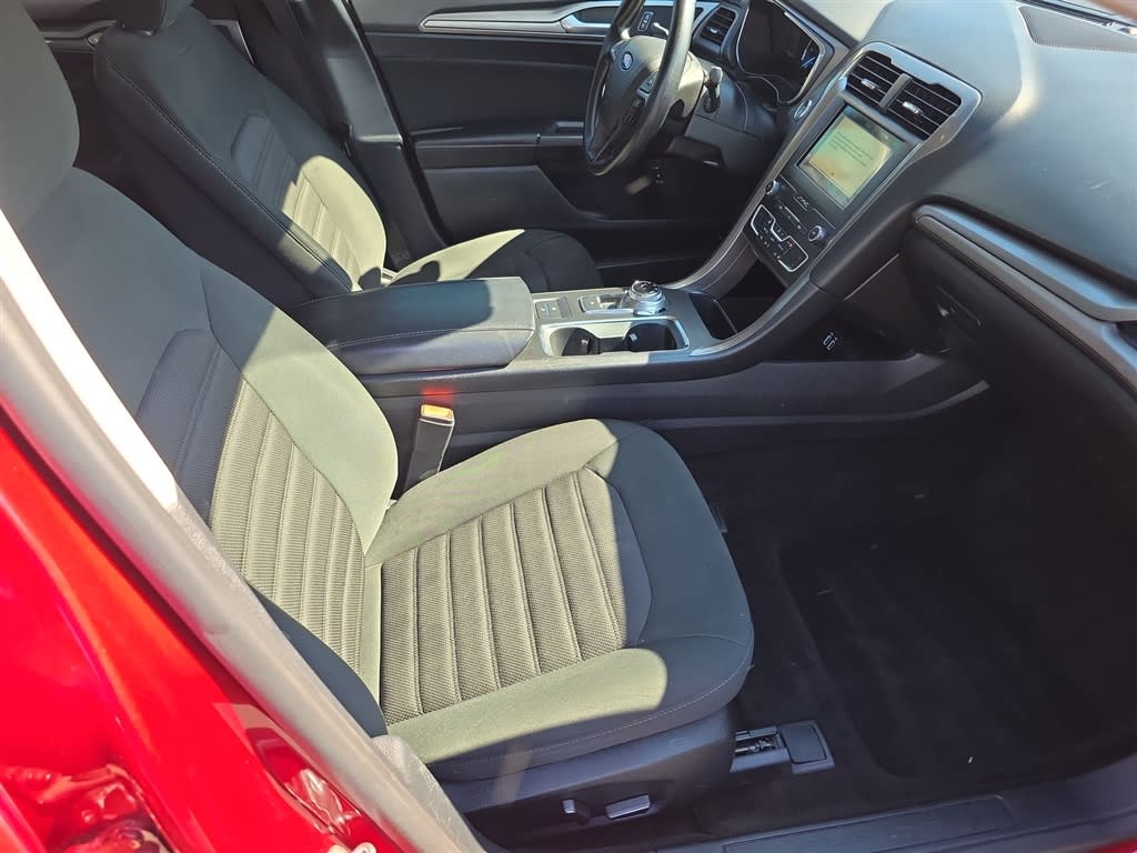 Thumbnail: 2019 Ford Fusion - 10
