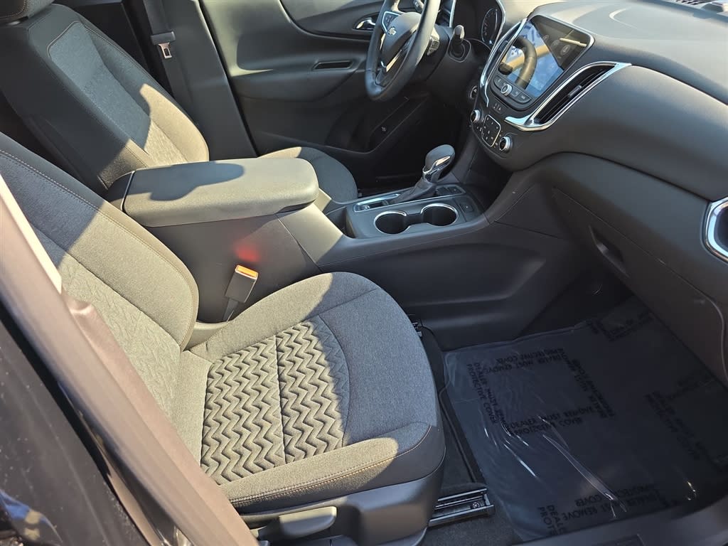 Thumbnail: 2023 Chevrolet Equinox - 11