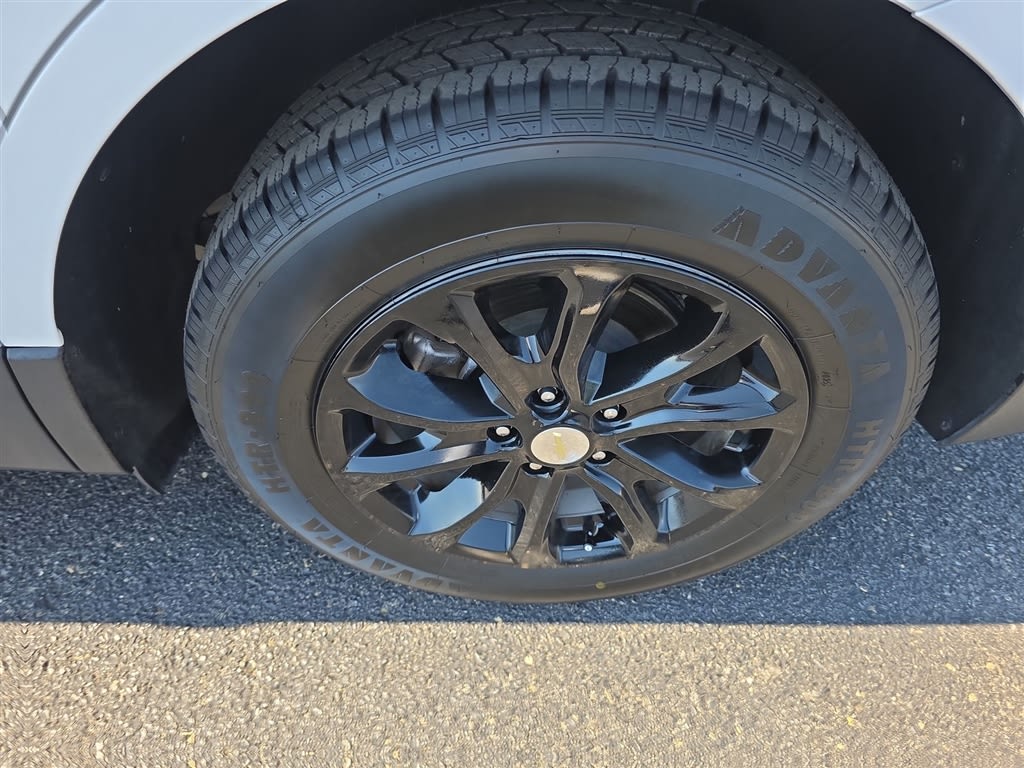 Thumbnail: 2020 Chevrolet Equinox - 7