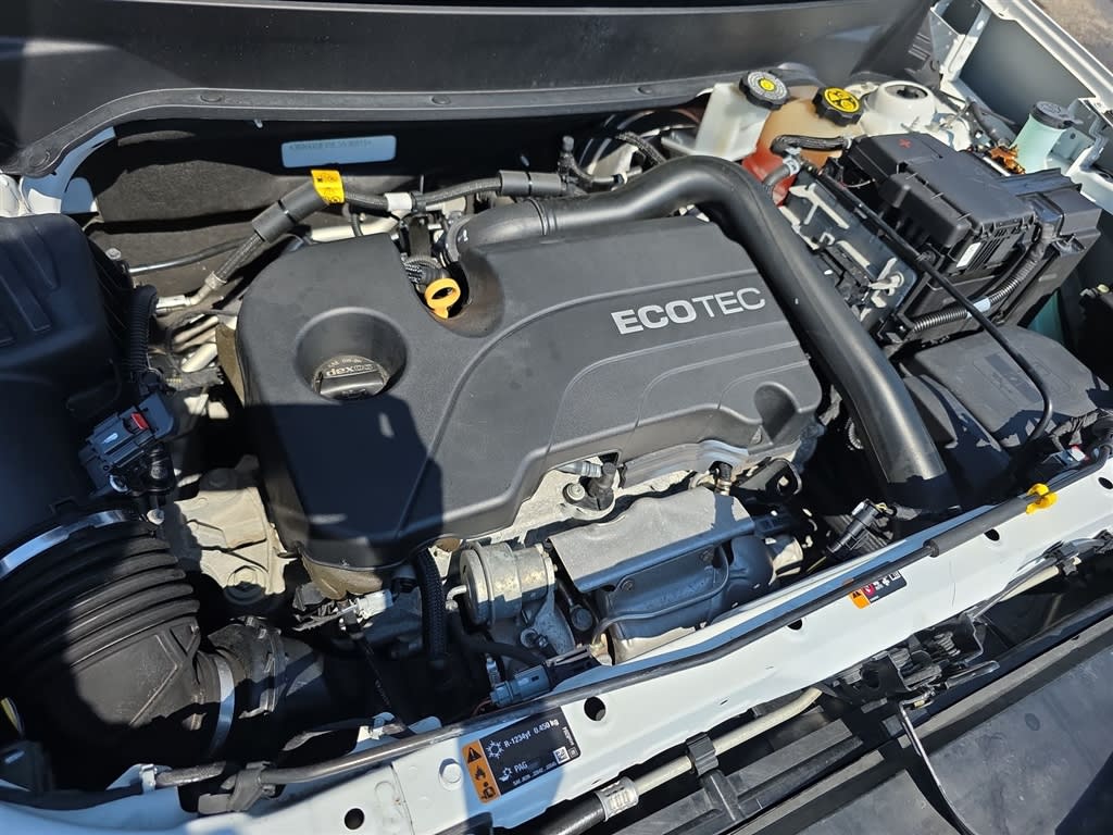 Thumbnail: 2020 Chevrolet Equinox - 8