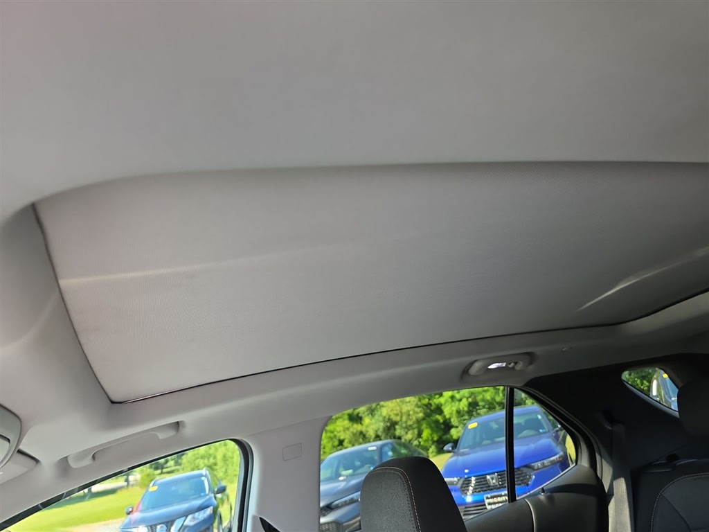 Thumbnail: 2020 Chevrolet Equinox - 28