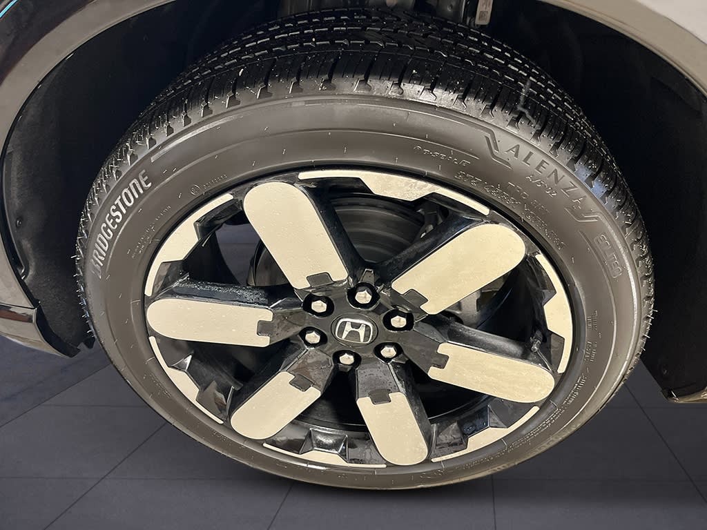 Thumbnail: 2026 Honda Prologue - 8