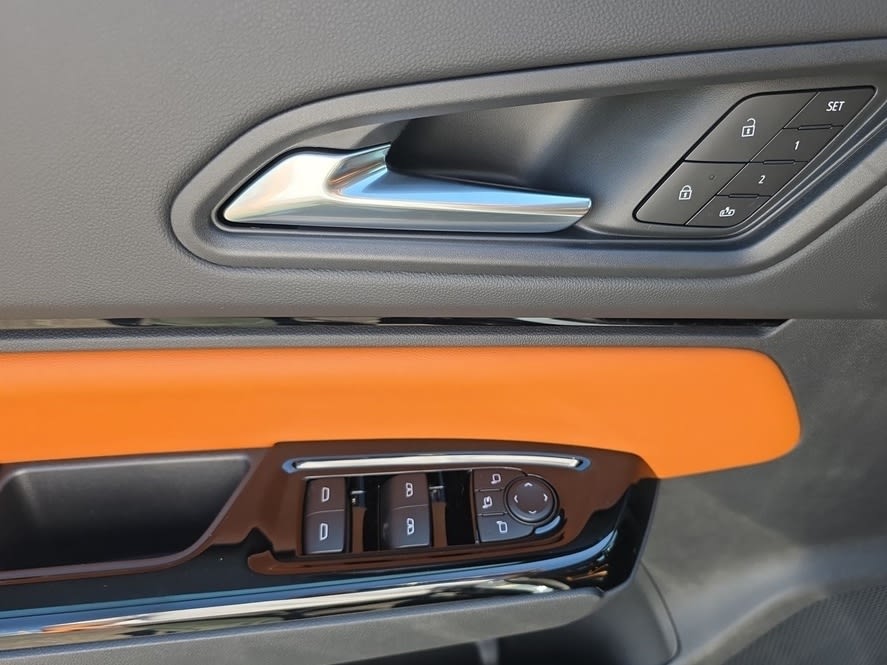 Thumbnail: 2026 Honda Prologue - 15