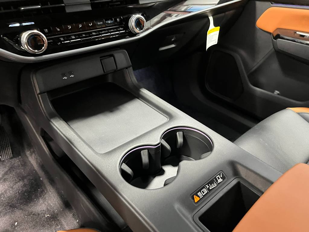 Thumbnail: 2026 Honda Prologue - 15