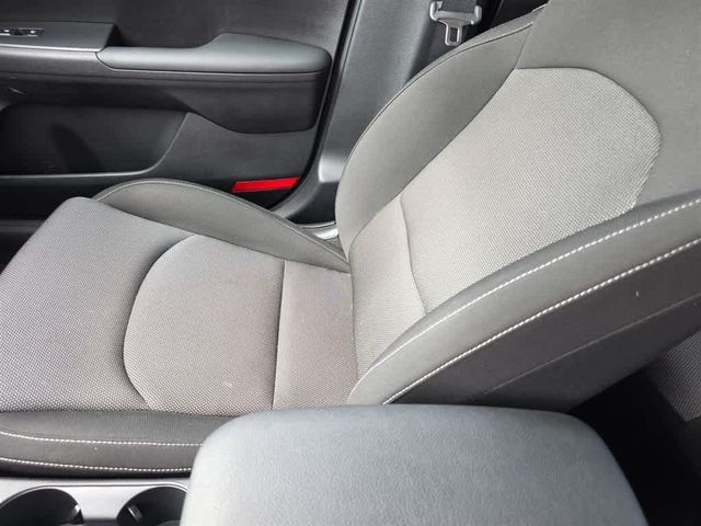 Thumbnail: 2024 Kia Forte - 45