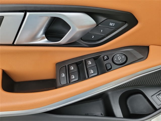2023 BMW 3 Series 330xi 25